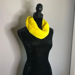Cat /& Jack Cowl Neck Warmer Faux Fur Yellow One Size